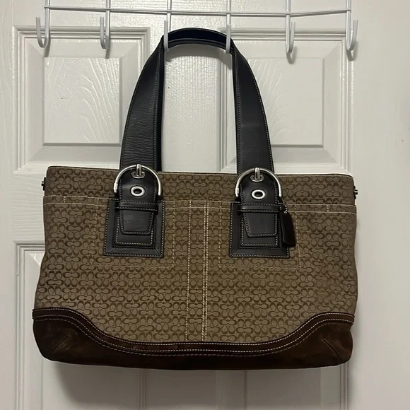 Coach Soho Tote Shoulder Bag F10928 - Picture 2 of 13